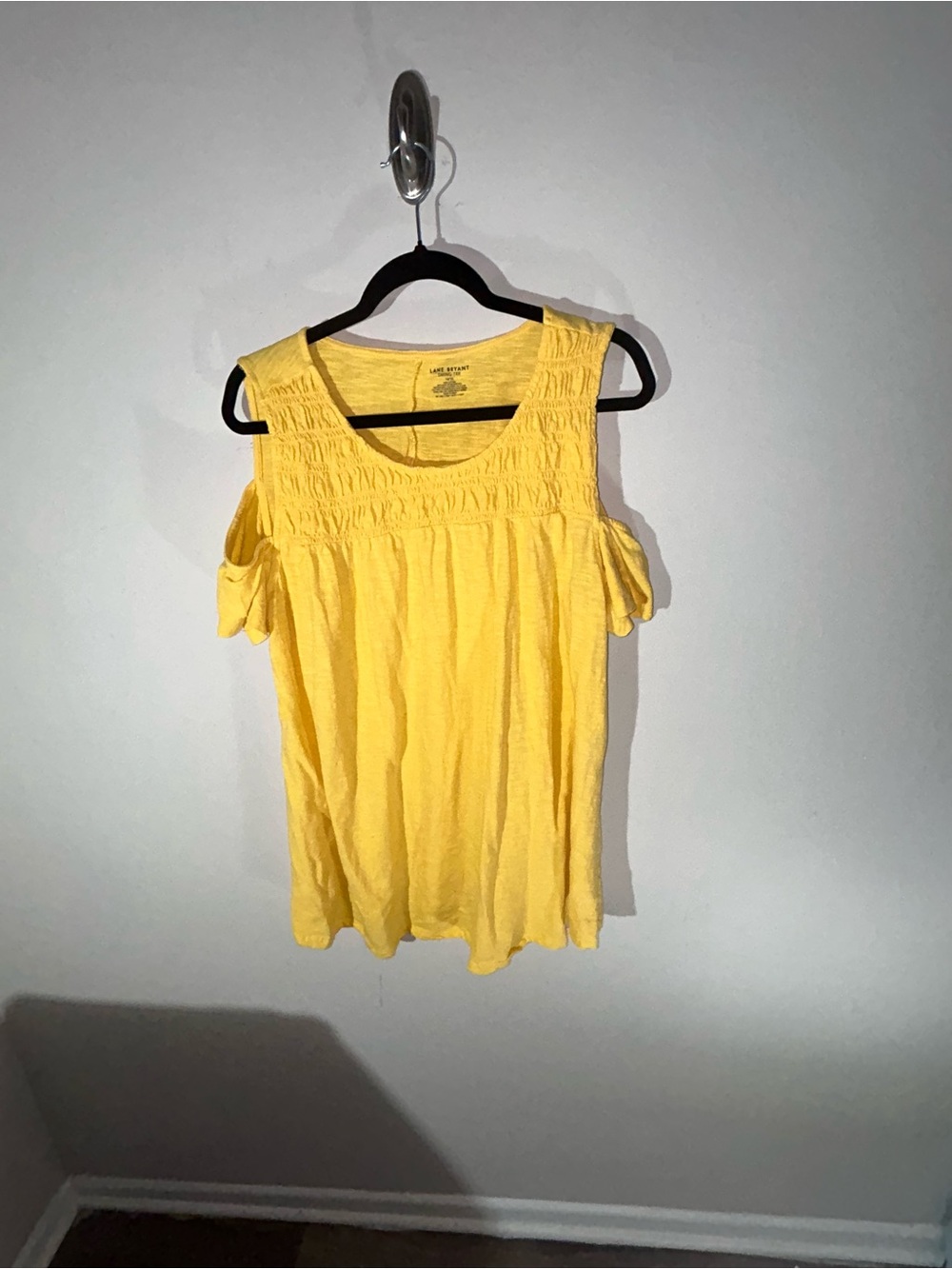 Lane Bryant Yellow Cold-Shoulder Smocked Yoke Women's Top 14/16 EUC